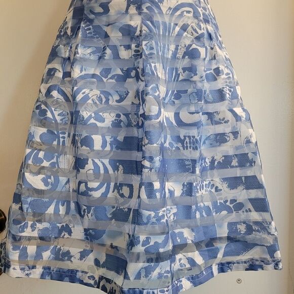 INC. A line blue and white floral abstract stripe - Picture 2 of 3